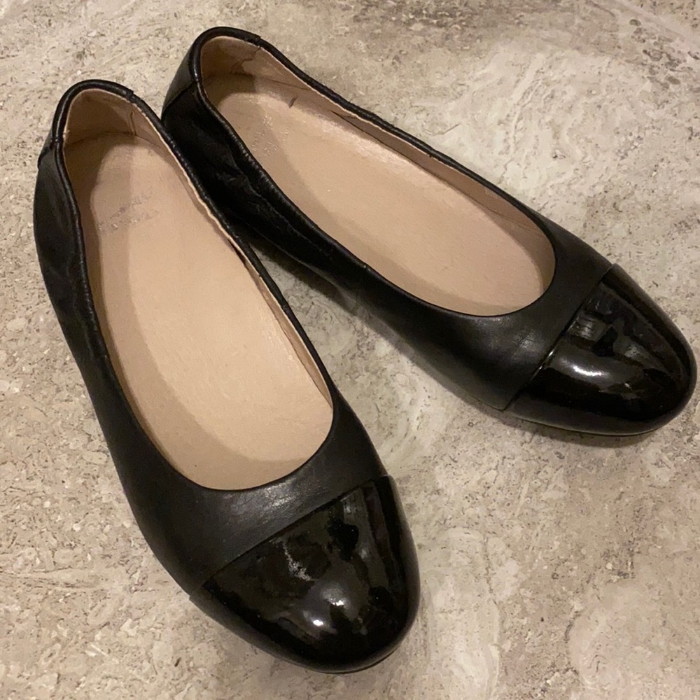 Dansko Black Flats size 39 size 8.5